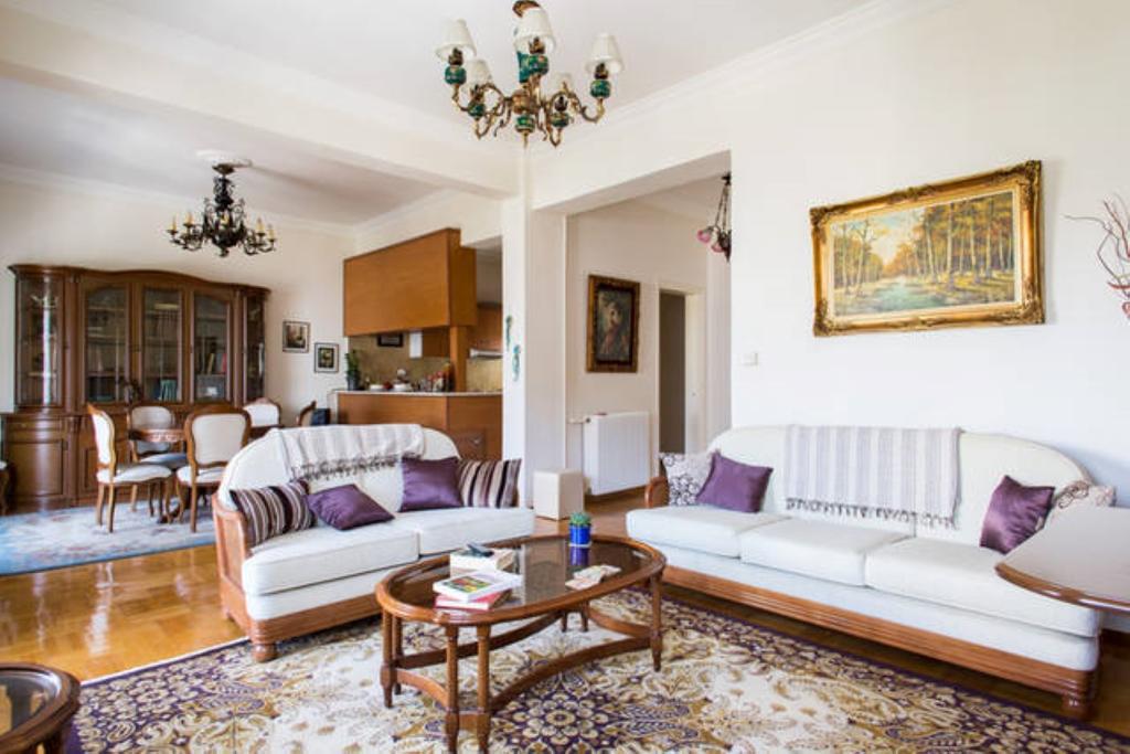 Large 3 Bedroom Apt With Terrace Αθήνα